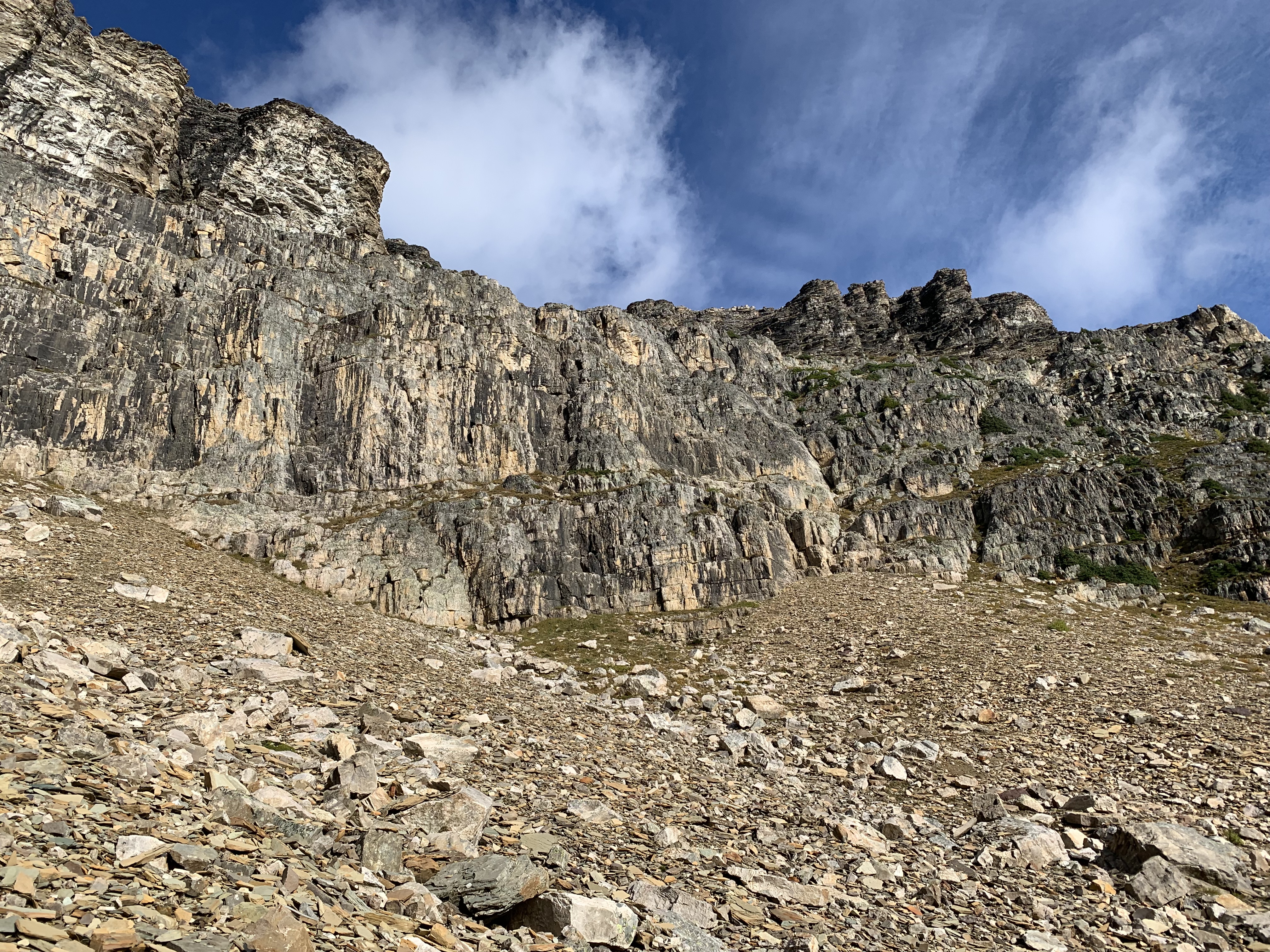 Spotting the key traverse on Sunburst Peak