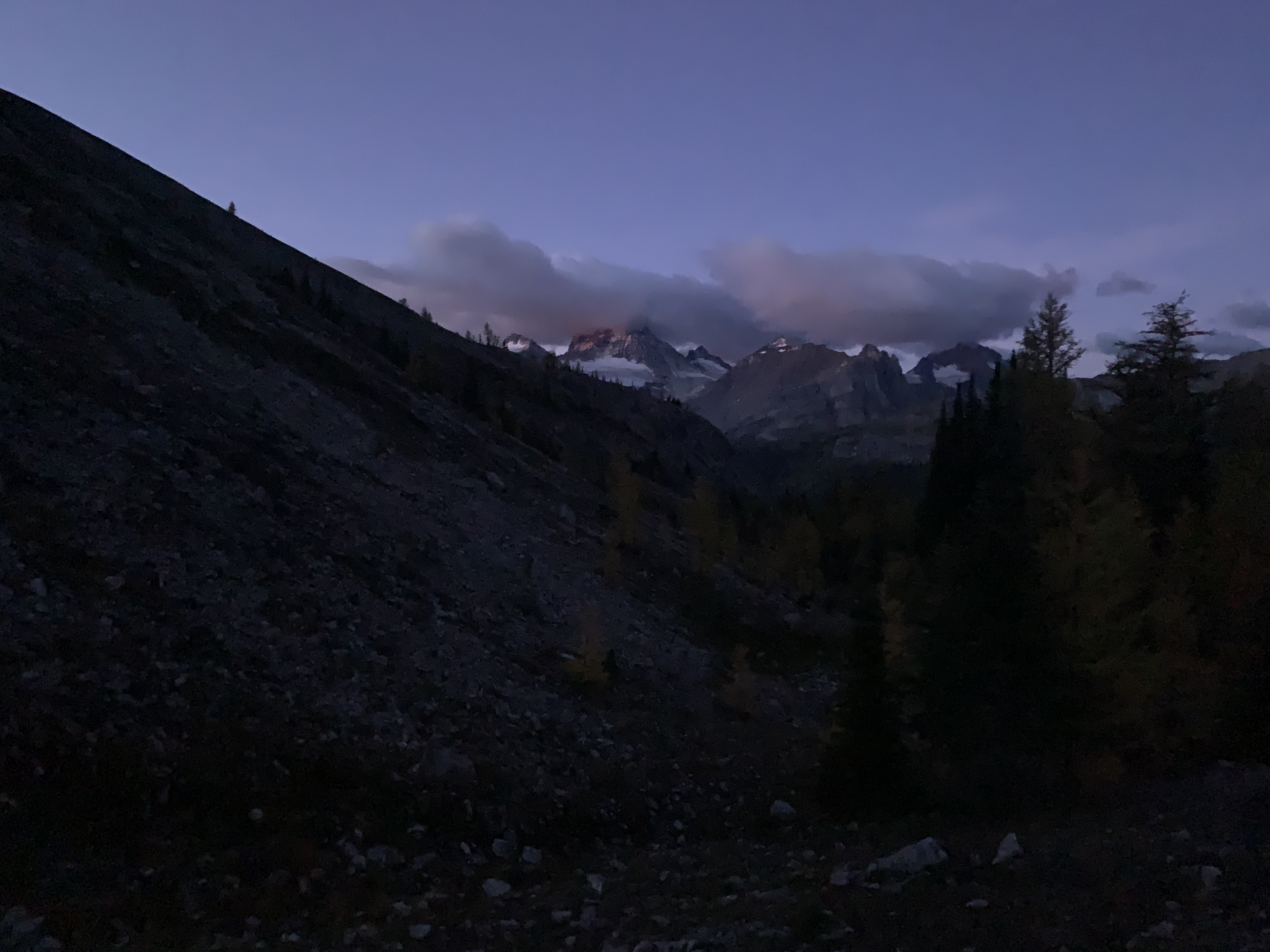 Traversing on Cave Mountain for sunrise