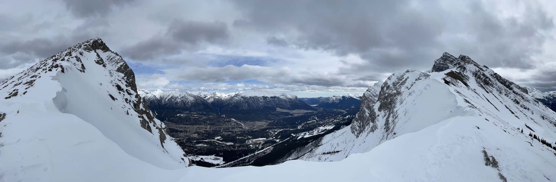 The Ha Ling Peak col itself has nice views.