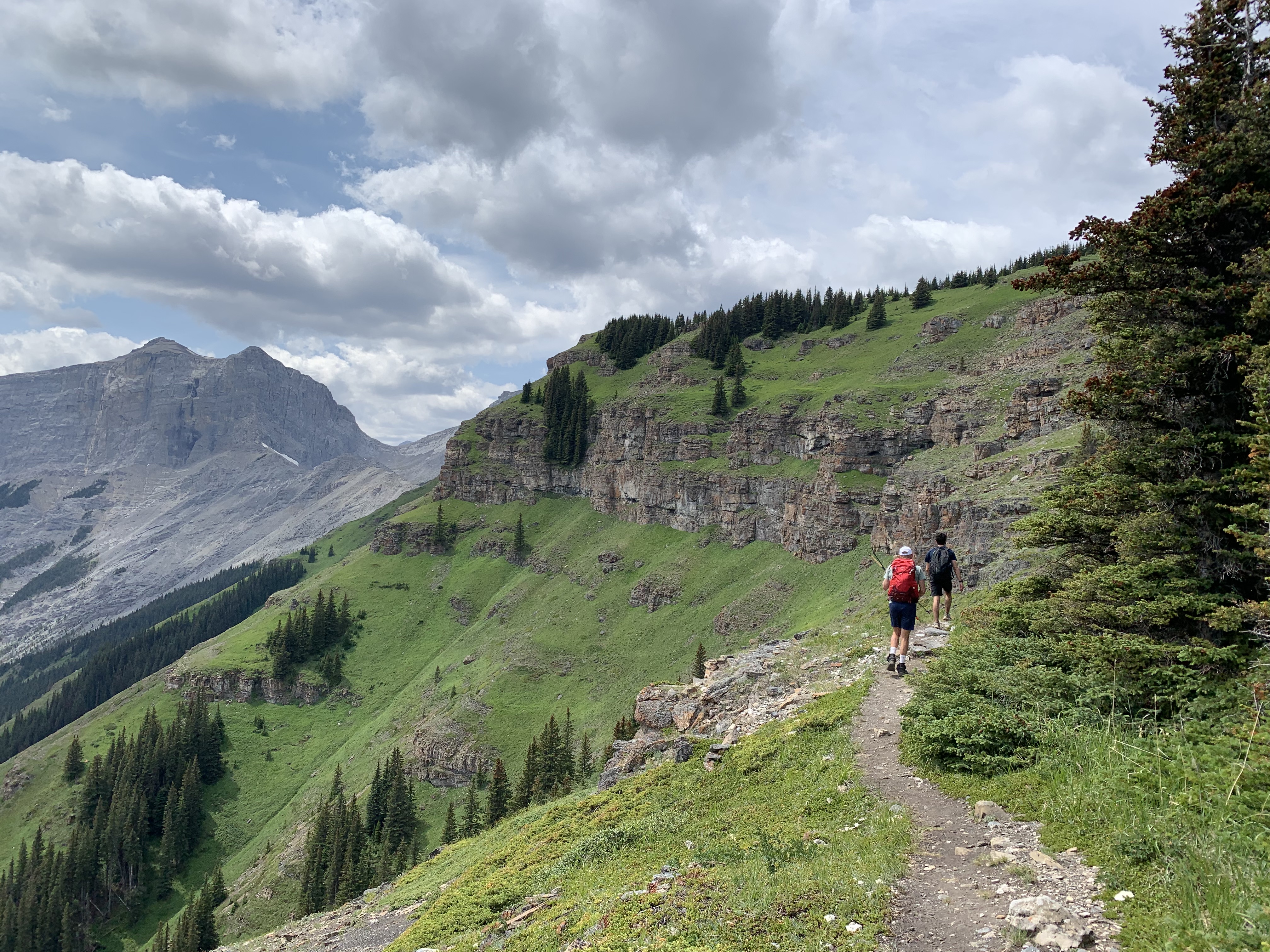 After the crux of Wind Ridge we make our way along the last bit to the summit.