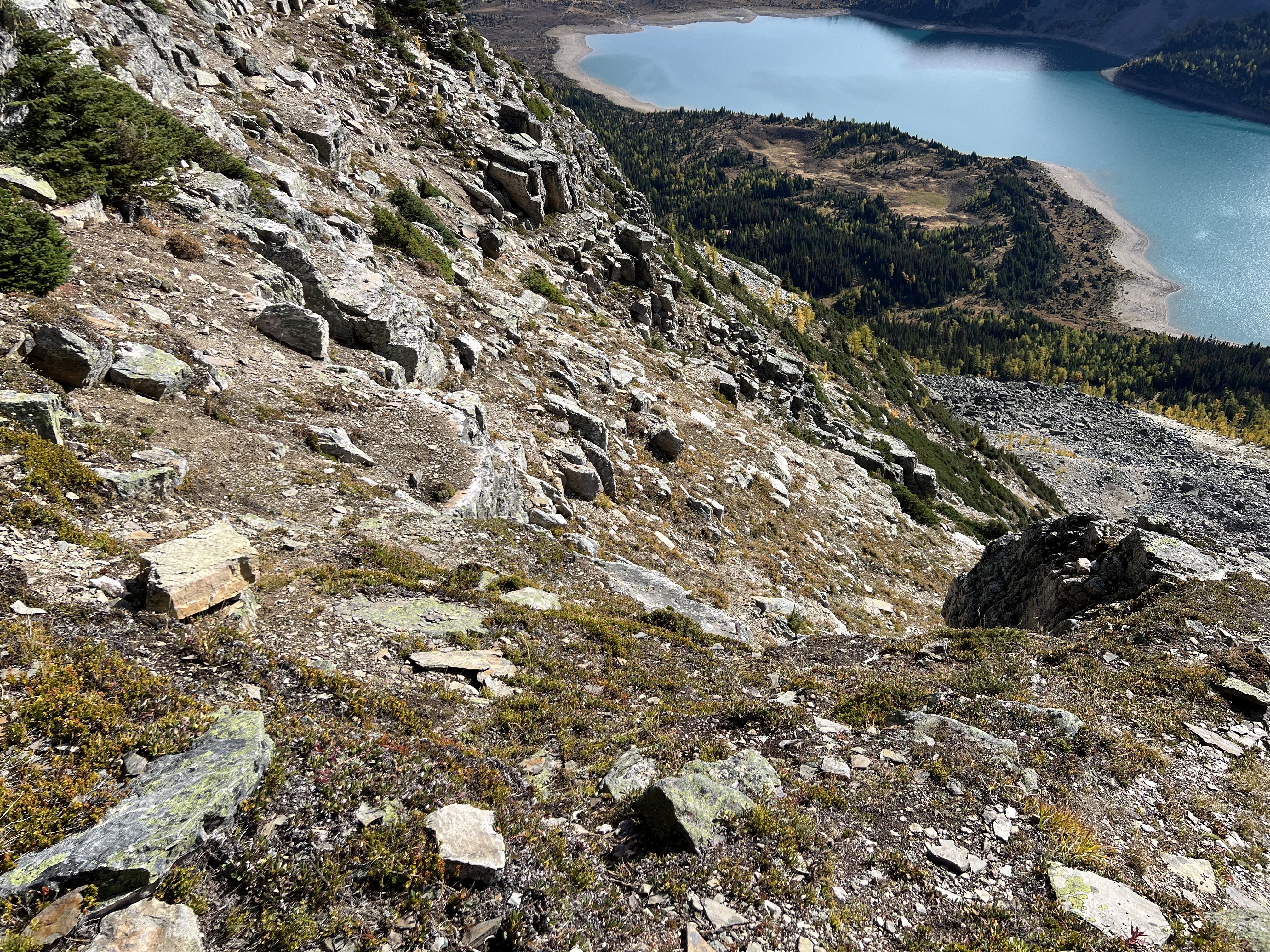 Heading down to the ledge traverse on Sunburst Peak